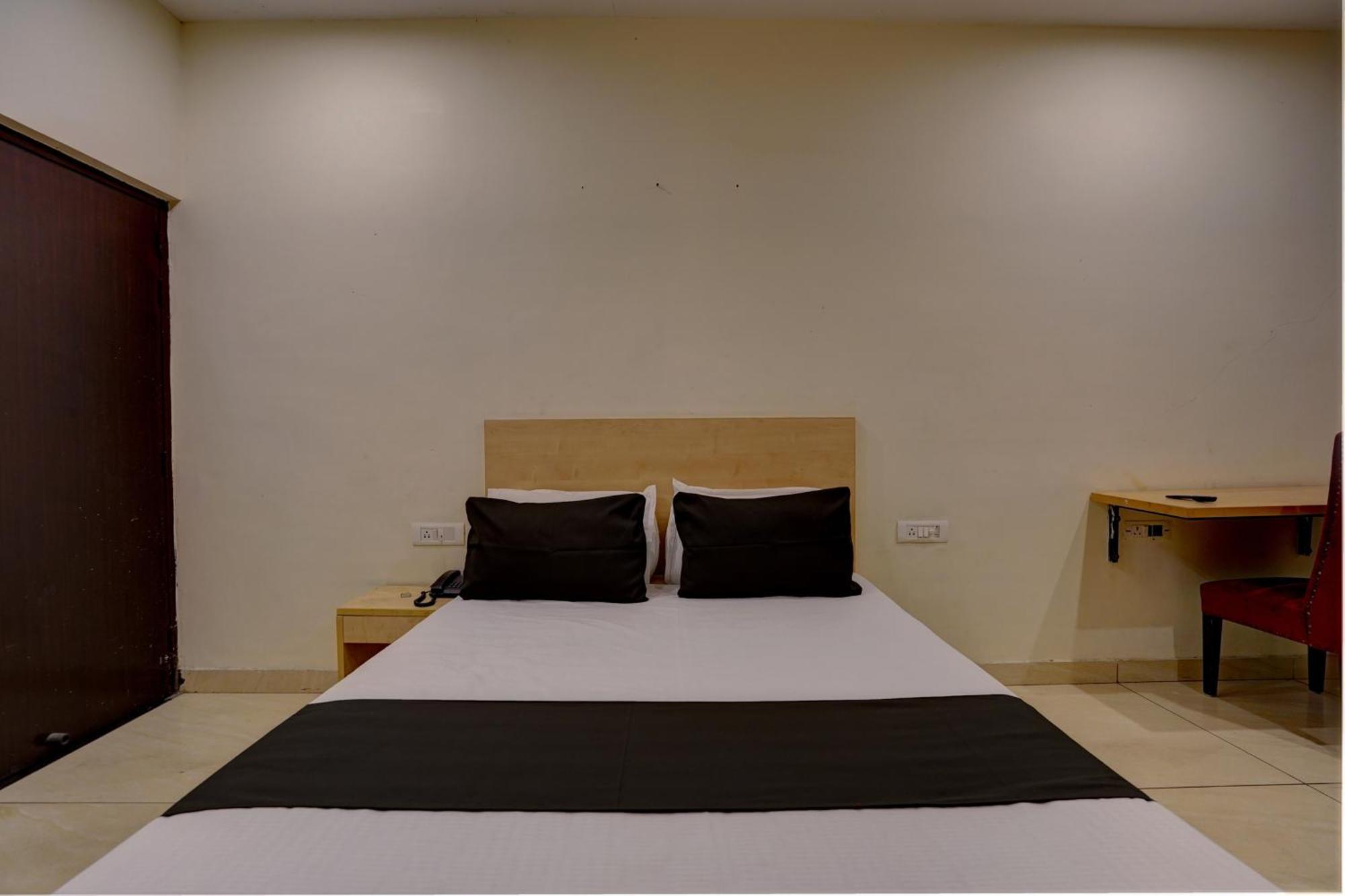 Hotel O Blue Vibes 密拉特 外观 照片