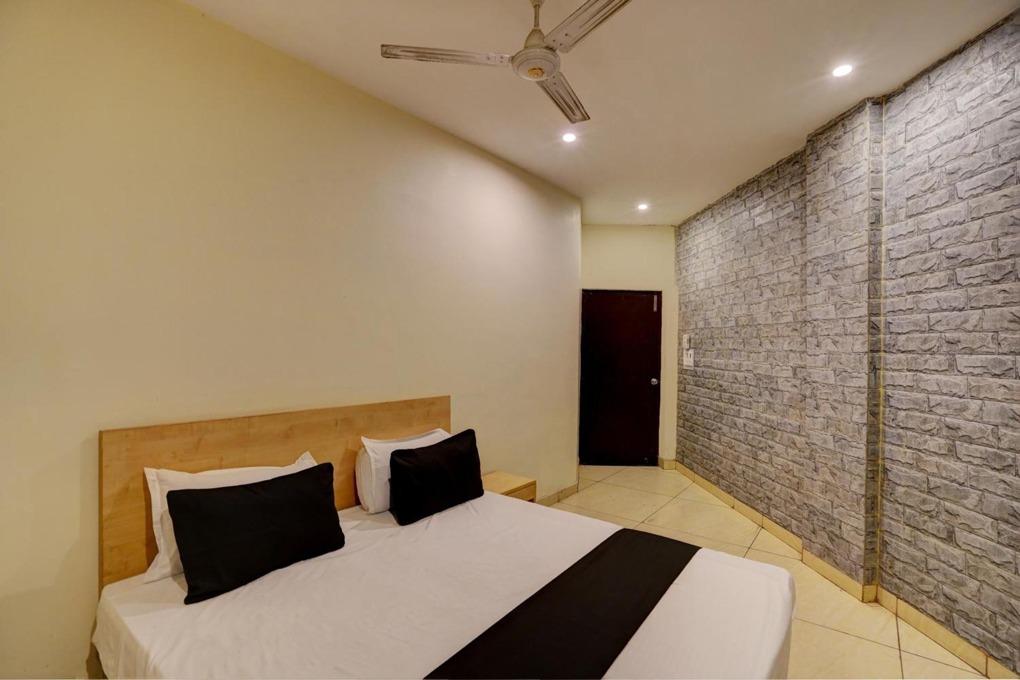 Hotel O Blue Vibes 密拉特 外观 照片